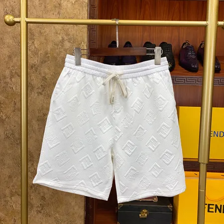 フェンディ ショートパンツ