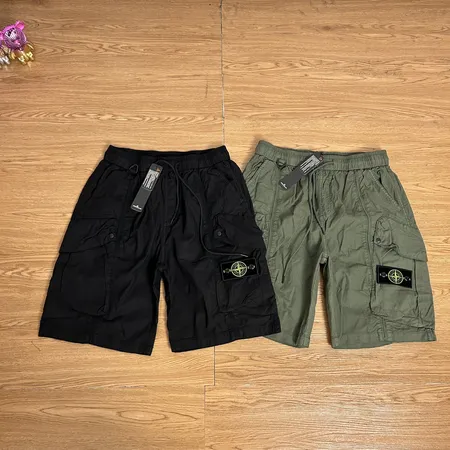 ストーンアイランド ショートパンツ