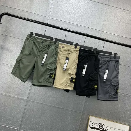 ストーンアイランド ショートパンツ
