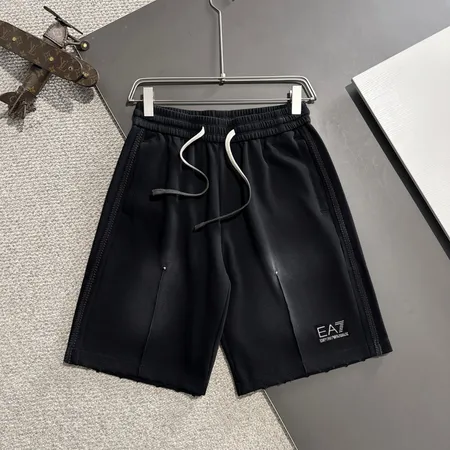 アルマーニ ショートパンツ