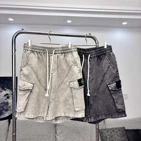 ストーンアイランド ショートパンツ