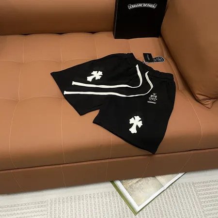 クロムハーツ ショートパンツ