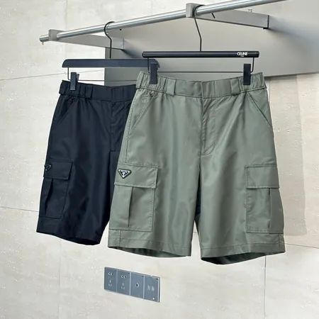 プラダ ショートパンツ