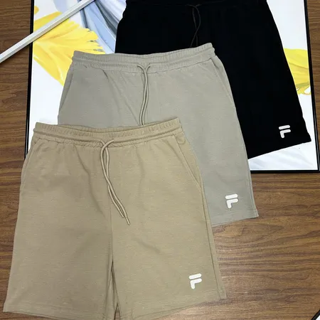 プーマ ショートパンツ