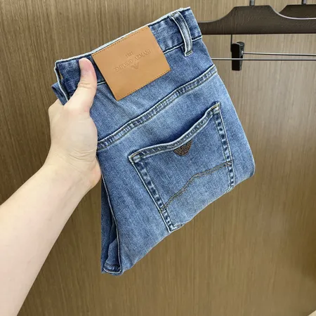 アルマーニ ジーンズ