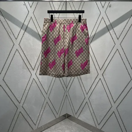 グッチ ショートパンツ