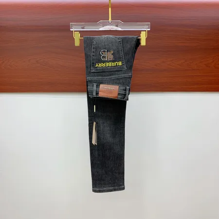 バーバリー ス ジーンズ