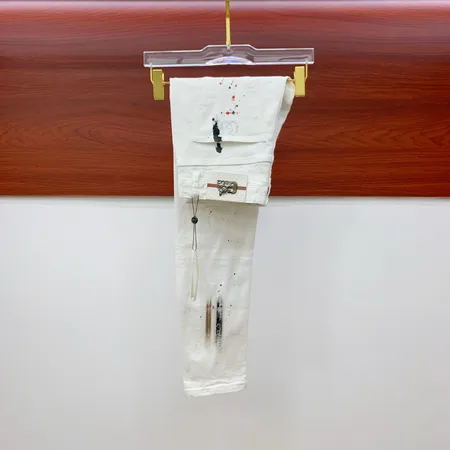 グッチ ジーンズ