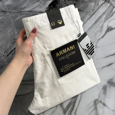 アルマーニ カジュアルパンツ