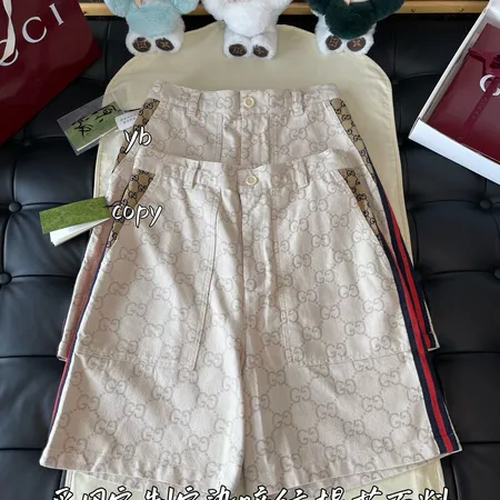 グッチ ショートパンツ