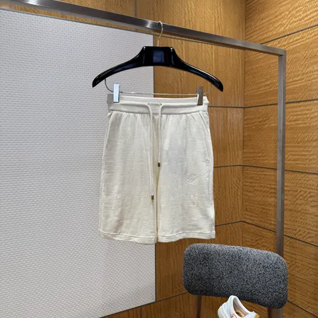 ルイヴィトン ショートパンツ