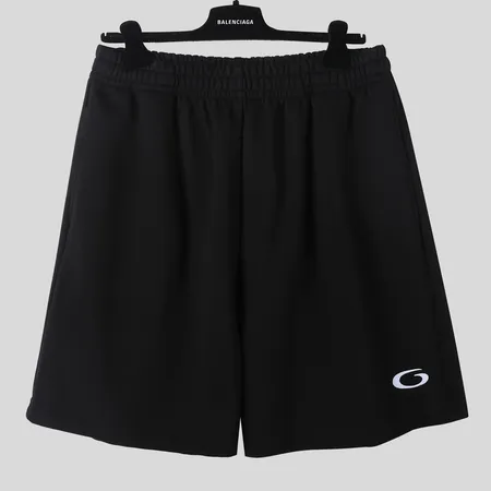 セリーヌ ショートパンツ