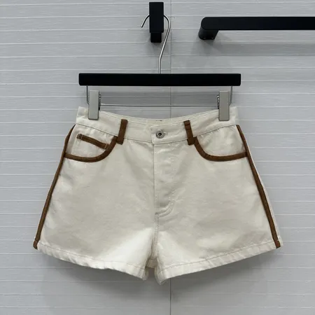 ミュウミュウ ショートパンツ