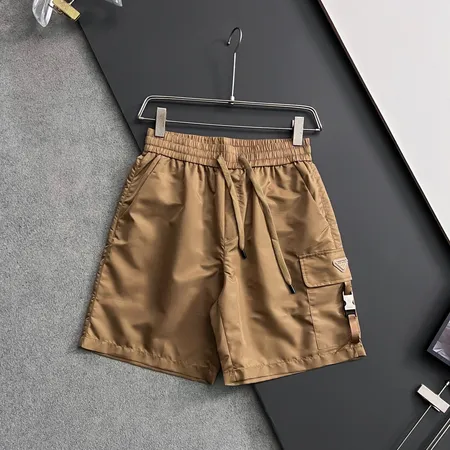 プラダ ショートパンツ