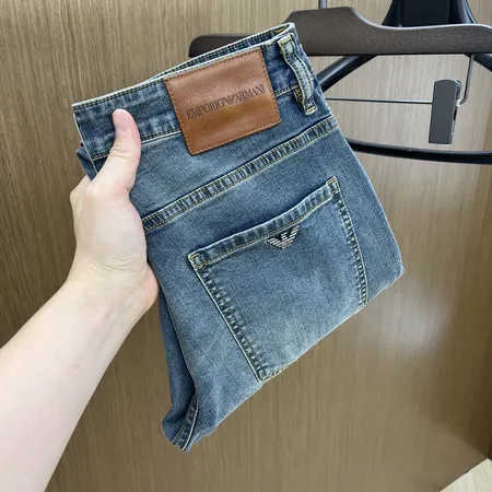 アルマーニ ジーンズ