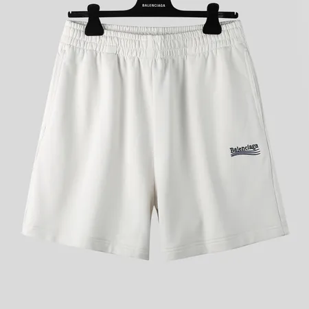 セリーヌ ショートパンツ