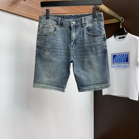 プラダ ショートパンツ