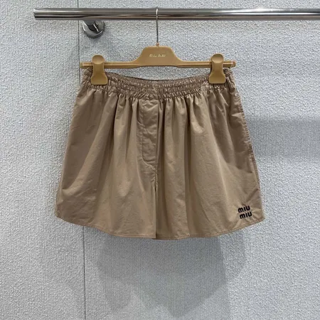 ミュウミュウ ショートパンツ