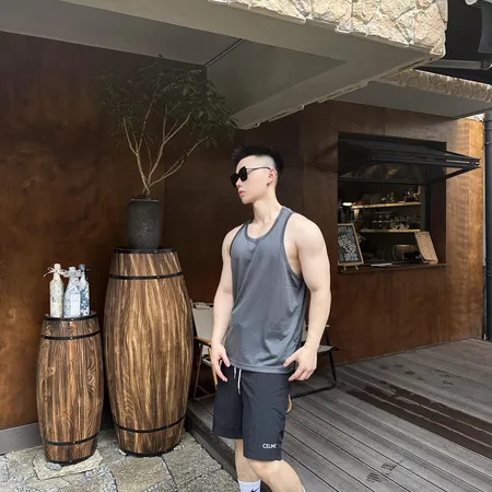 セリーヌ ショートパンツ