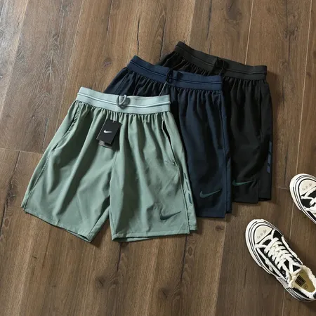 ナイキ ショートパンツ