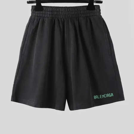 セリーヌ ショートパンツ