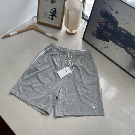 ナイキ ショートパンツ