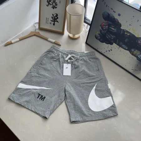 ナイキ ショートパンツ