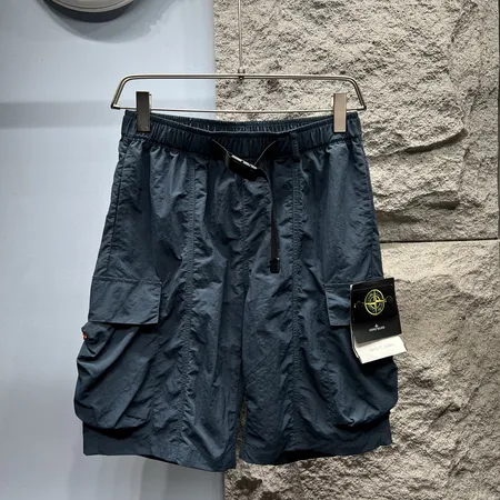ストーンアイランド ショートパンツ