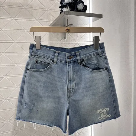 セリーヌ ショートパンツ