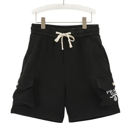 プラダ ショートパンツ