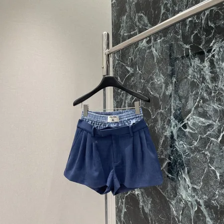 ミュウミュウ ショートパンツ