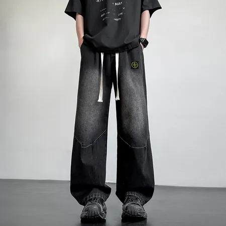 フェラガモ ジーンズ