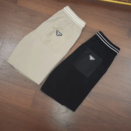 プラダ ショートパンツ