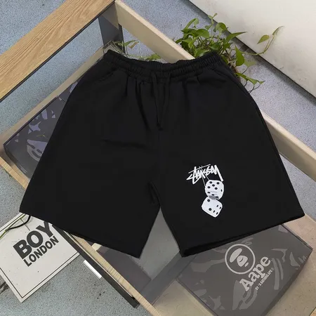 ステューシー ショートパンツ