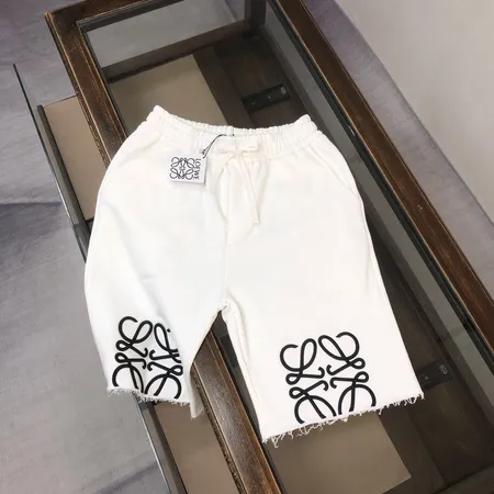 ロエベ ショートパンツ