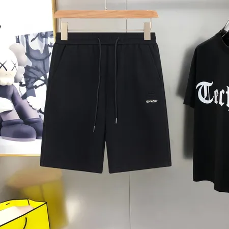 バレンシアガ ショートパンツ