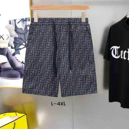 フェンディ ショートパンツ