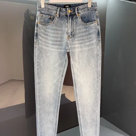 フェンディ ジーンズ