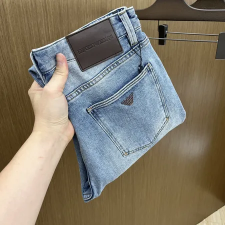 アルマーニ ジーンズ