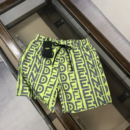 フェンディ ショートパンツ