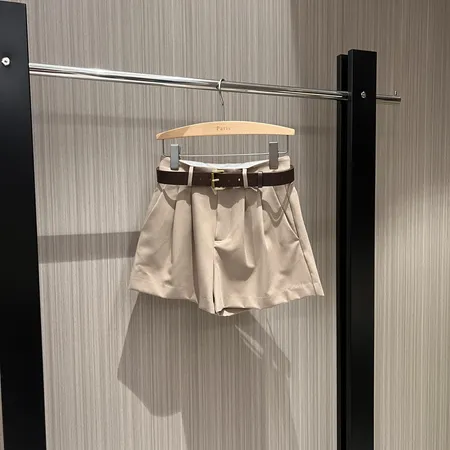 イブサンローラン ショートパンツ