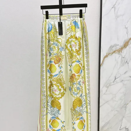 ヴェルサーチ カジュアルパンツ