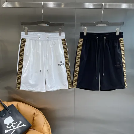 フェンディ ショートパンツ