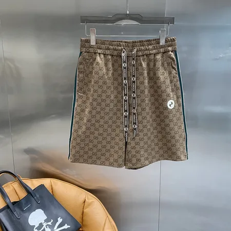 グッチ ショートパンツ