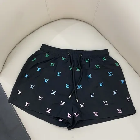 ルイヴィトン ショートパンツ