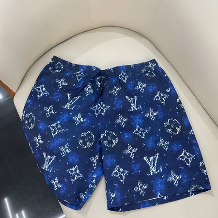 ルイヴィトン ショートパンツ