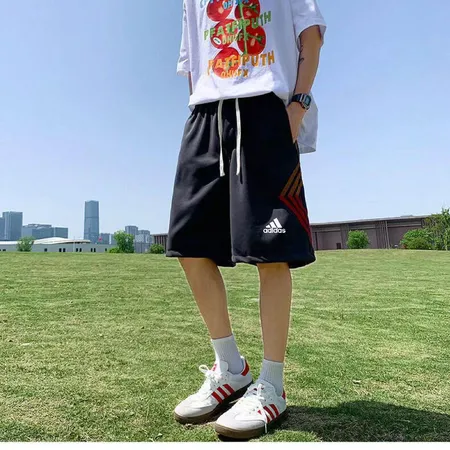 アディダス ショートパンツ