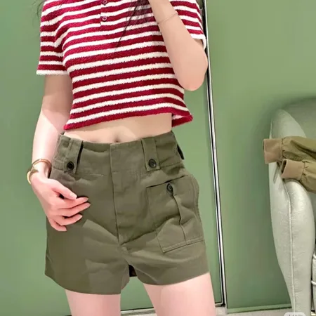 プラダ ショートパンツ