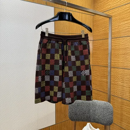 ルイヴィトン ショートパンツ