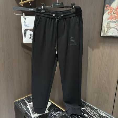 バーバリー ス カジュアルパンツ